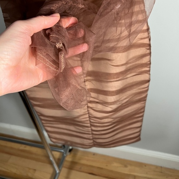 Bella Barnet Beige Dress - Picture 5 of 8